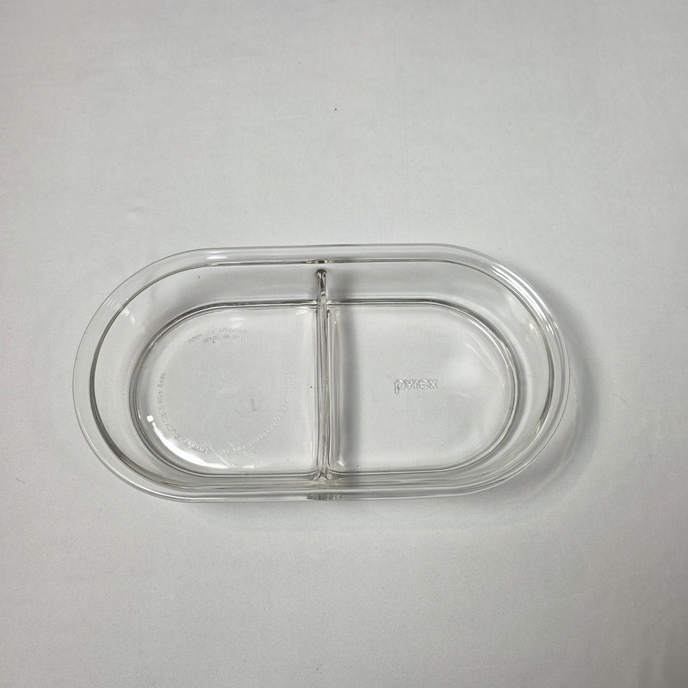 Pyrex‎ Divided Baking Dish 8301 1.5qt 5.5 Cup Oval Glass Baking Casserole USA